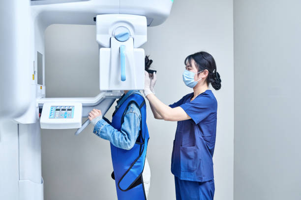 Best Dentist Open Late Near Me  in , OH